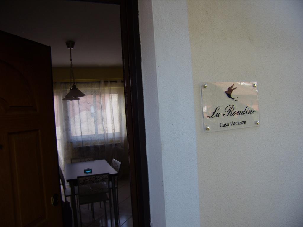 Casa Vacanza La Rondine Valmontone Exterior photo